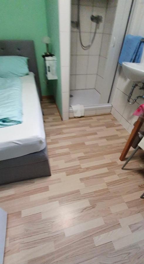 Hotel Gasthaus Felseneck Staufenberg  Bagian luar foto